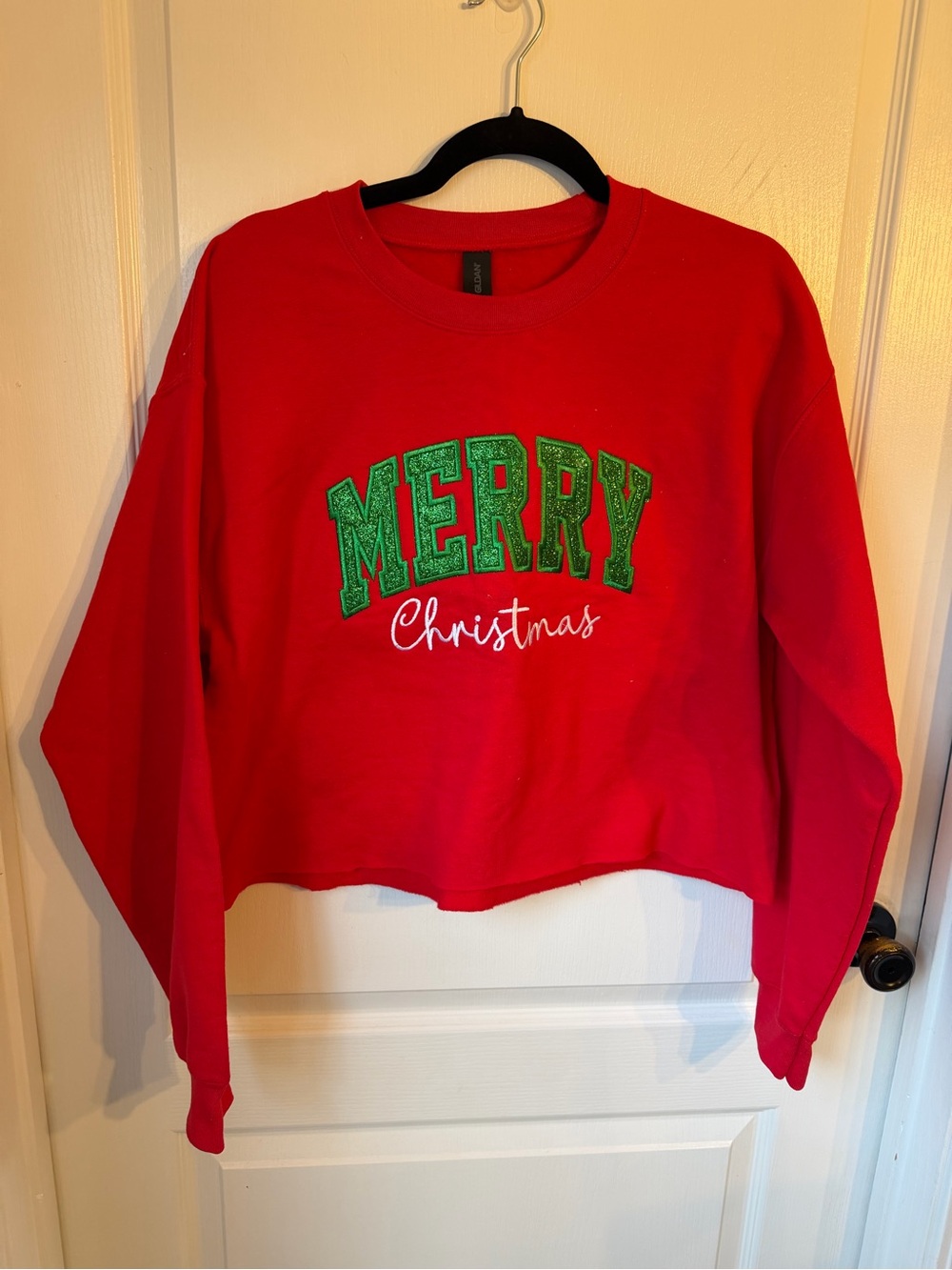 Merry Christmas Red Women’s Cropped Sweatshirt